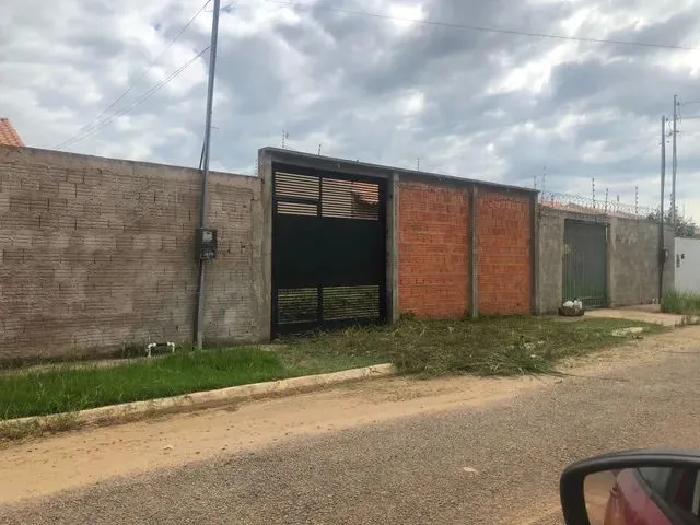 Imagem: Vende-Se Terreno com Casa em Construção