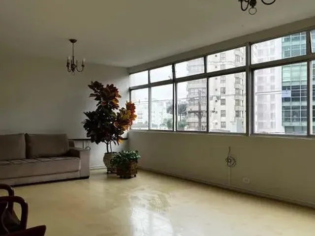 Imagem 3: Apartamento À Venda no Batel com 4 Quartos