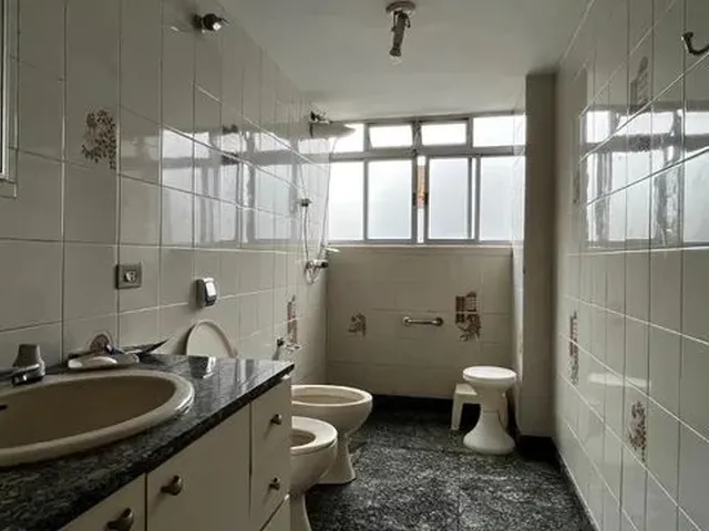 Imagem 7: Apartamento À Venda no Batel com 4 Quartos