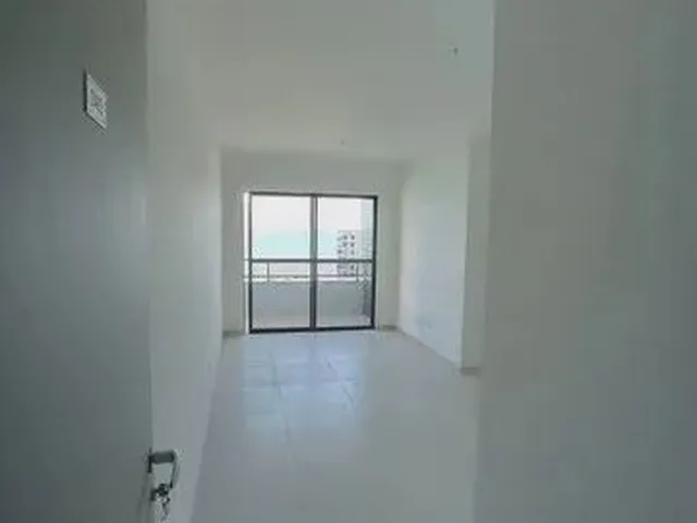 Imagem 2: More na Bernardo Vieira Melo-Apartamento de 3 Quartos-Candeias-Próx.ao Bompreço