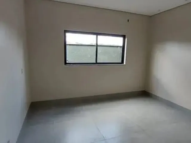 Imagem 3: Vendo Uma Linda Casa Térrea no Condomínio Bosques do Madeira com 200 M2 com 3 Quartos