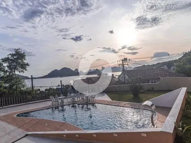 Imagem: Casa para Venda com Vista para Praia de