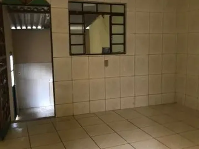 Imagem: Casa com 3 Dormitórios para Alugar em Contagem