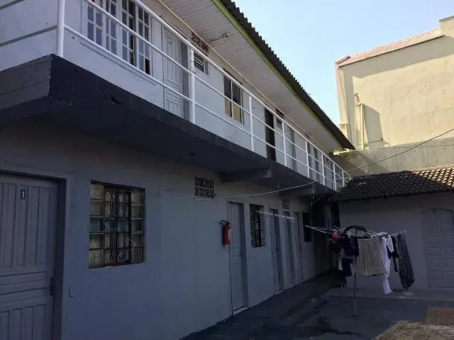 Imagem 3: Quartos Cajuru Quarto com 127 banheiros