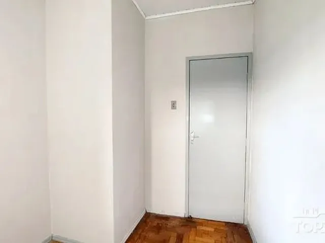 Imagem 6: Porto Alegre - Casa Padrão - Sarandi