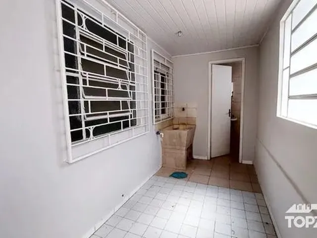 Imagem 3: Porto Alegre - Casa Padrão - Sarandi