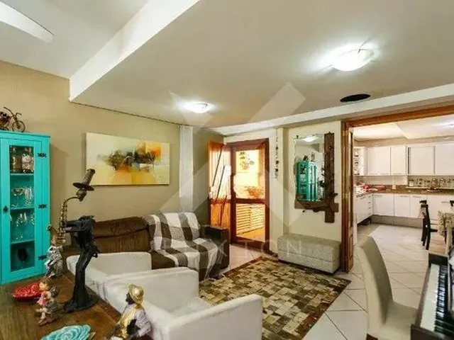 Imagem: Porto Alegre - Casa Padrão - Auxiliadora