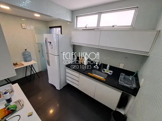 Imagem 14: Apartamento de 3 Quartos com Dependência e 170 M² no Campo Grande para Locação