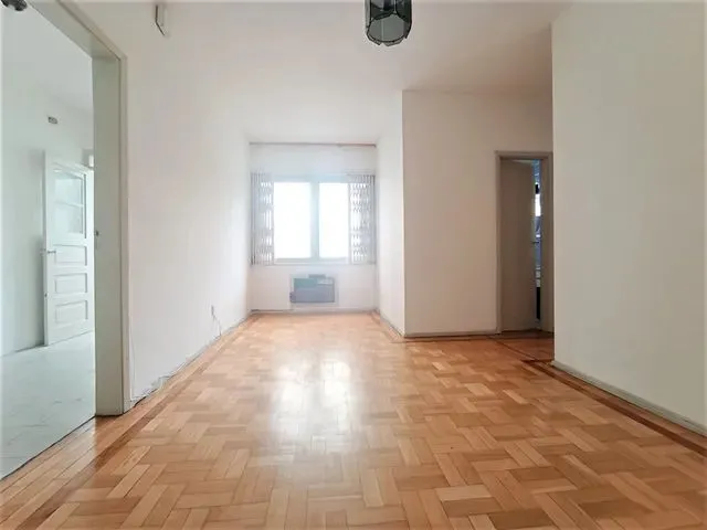 Imagem: Porto Alegre - Apartamento Padrão - Farroupilha