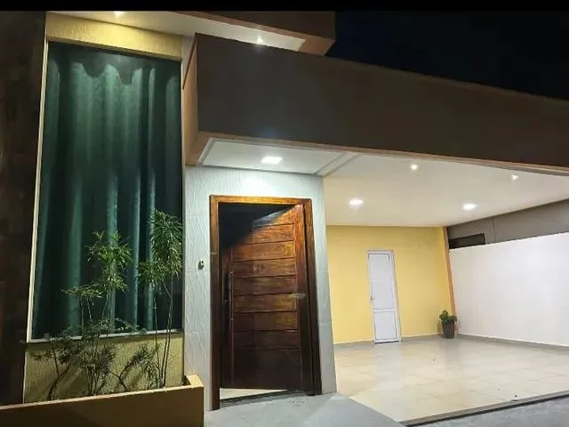 Imagem: A casa em condomínio possui 3 Dormitórios, 1 Suíte, 2