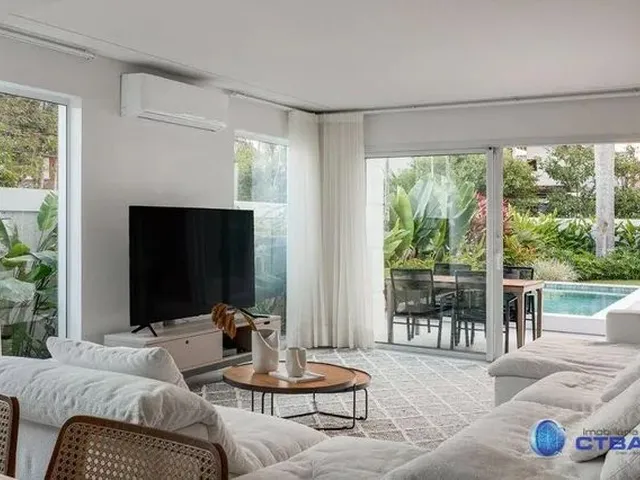 Imagem: Linda Casa com 5 Suítes À Venda em Jurerê