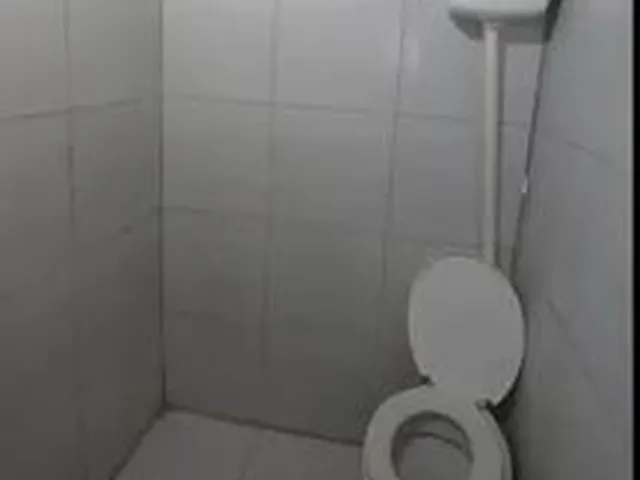 Imagem: Vende-Se Casa (Limoeiro