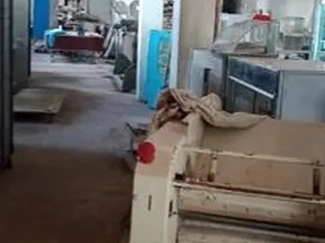 Imagem: O depósito possui 2 Vagas na garagem e está localizado em