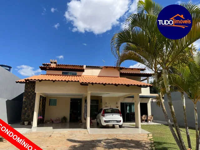 Imagem: ÓTIMA CASA COM 4 SUÍTES, REFORMADA, ÁREA