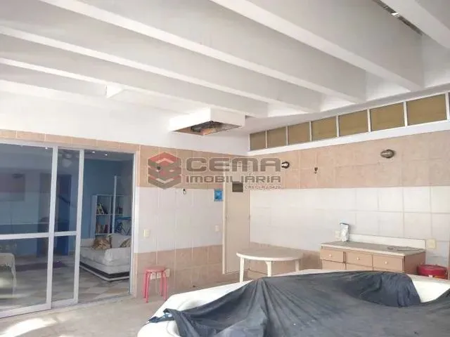 Imagem: Prédio com Infra,Segurança. Cobertura