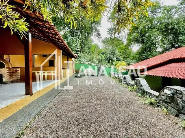 Imagem: Casa Linear de Condomínio Á Venda - 600M2
