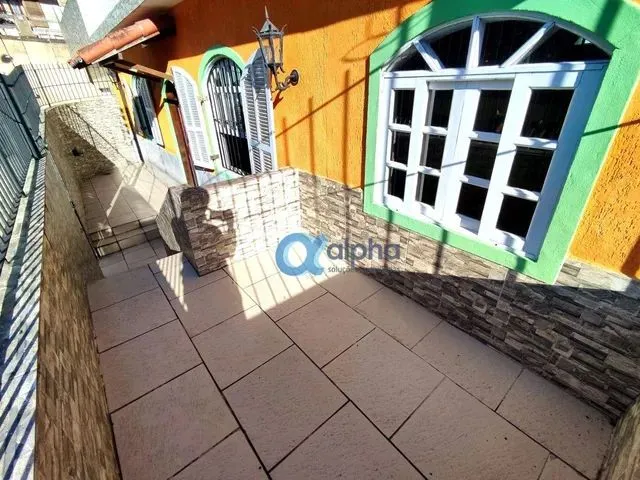 Imagem: Casa com 2 Dormitórios para Alugar- Centro