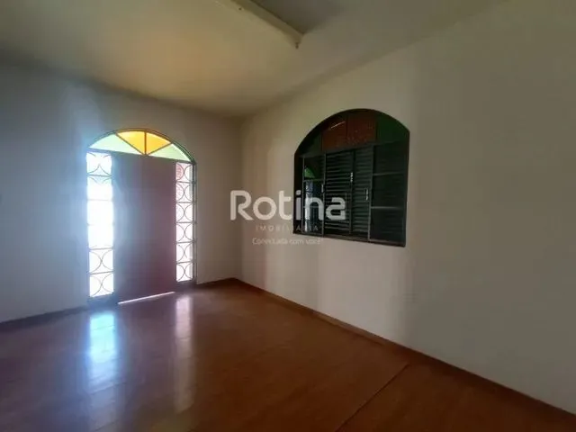 Imagem 7: Casa para Alugar, 3 Quartos, 1 Suíte, 2 Vagas, Brasil - Uberlândia/Mg - R$ 2.400,00