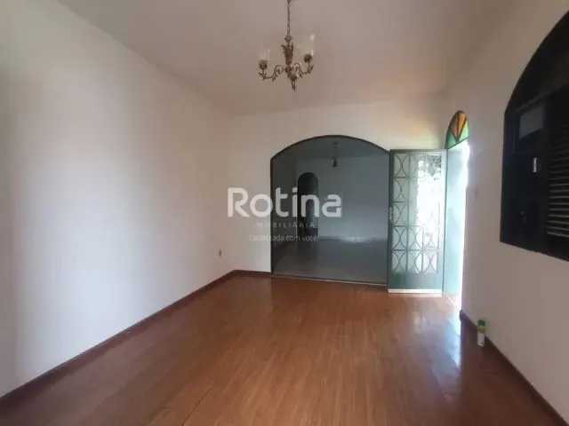 Imagem 6: Casa para Alugar, 3 Quartos, 1 Suíte, 2 Vagas, Brasil - Uberlândia/Mg - R$ 2.400,00
