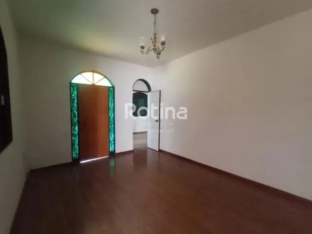 Imagem 3: Casa para Alugar, 3 Quartos, 1 Suíte, 2 Vagas, Brasil - Uberlândia/Mg - R$ 2.400,00