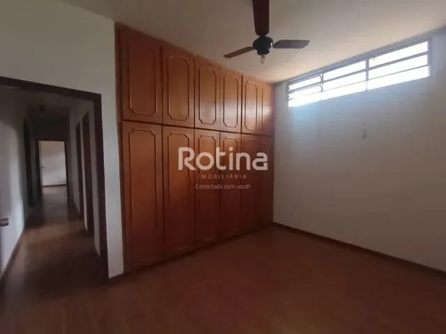 Imagem 2: Casa para Alugar, 3 Quartos, 1 Suíte, 2 Vagas, Brasil - Uberlândia/Mg - R$ 2.400,00