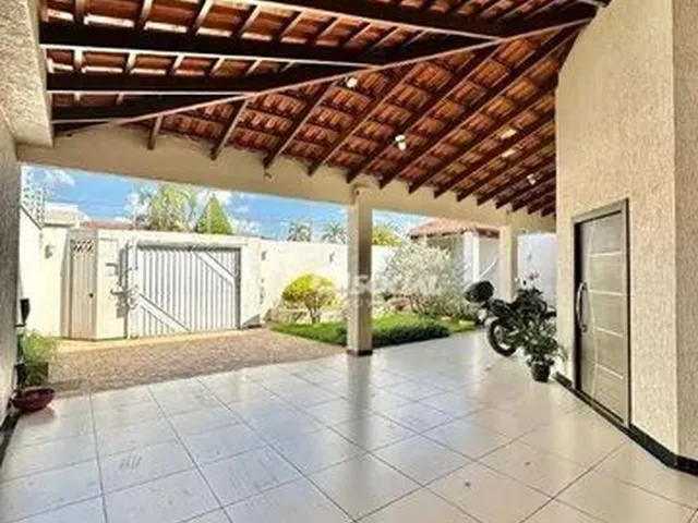 Imagem 10: Excelente Casa Disponível para Venda / Locação, com Ótimo Acabamento, Amplo Espaço E