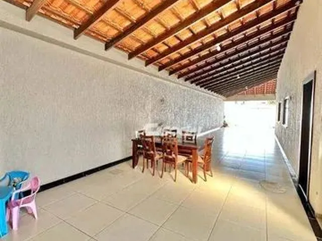 Imagem 8: Excelente Casa Disponível para Venda / Locação, com Ótimo Acabamento, Amplo Espaço E
