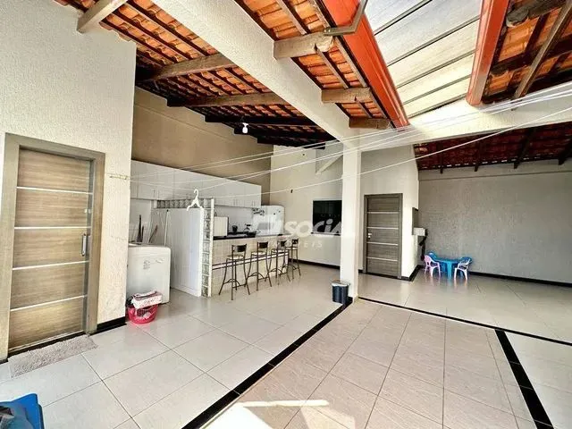 Imagem 5: Excelente Casa Disponível para Venda / Locação, com Ótimo Acabamento, Amplo Espaço E