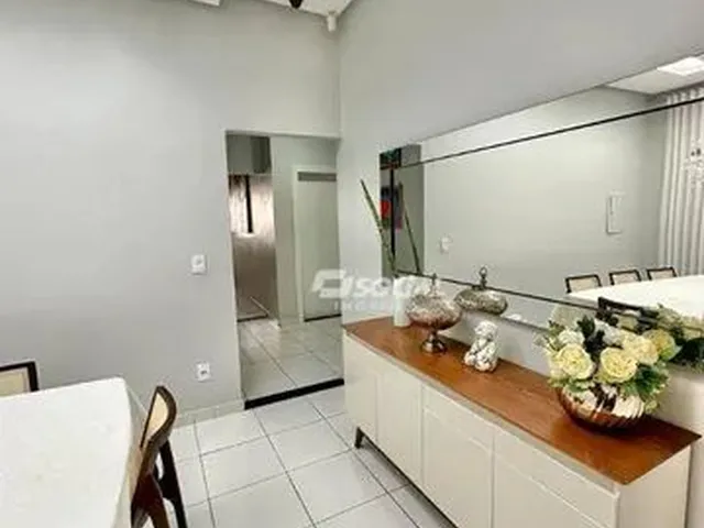 Imagem 13: Excelente Casa Disponível para Venda / Locação, com Ótimo Acabamento, Amplo Espaço E