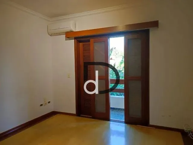 Imagem 9: Casa de Condomínio com 4 Quartos À Venda, 365M²