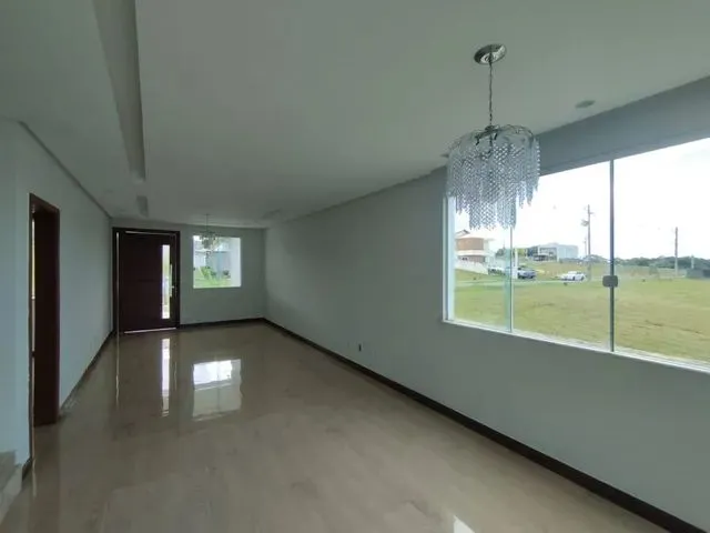 Imagem: Casa de Condomínio para Aluguel com 275