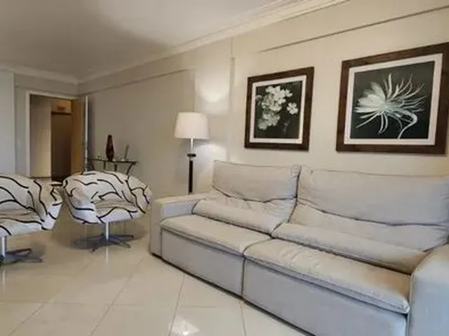 Imagem: Apartamento de 4 Dormitórios no Bairro