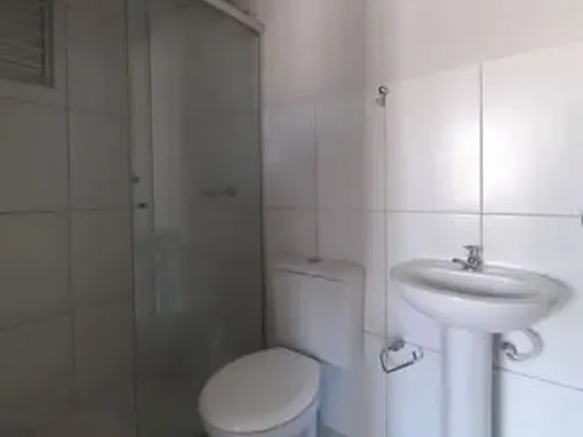 Imagem 15: Apartamento com 2 Quartos para Alugar por R$ 1250.00, 45.13 M2 - Hauer - Curitiba/Pr