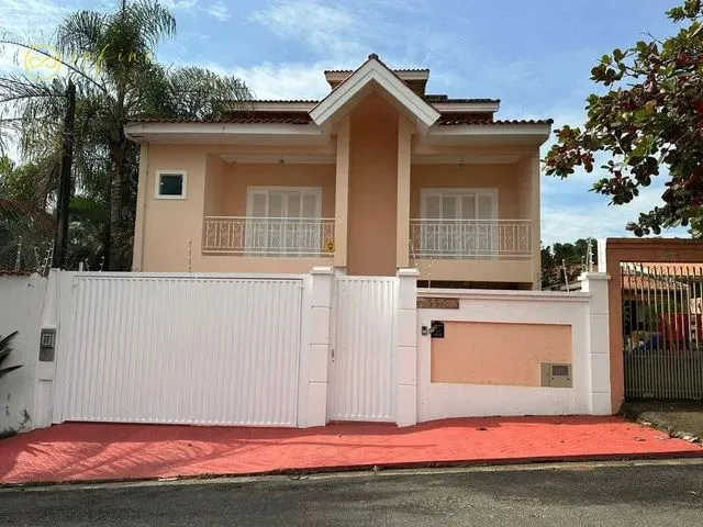 Imagem: Casa com 4 Dormitórios, Sendo 3 Suítes