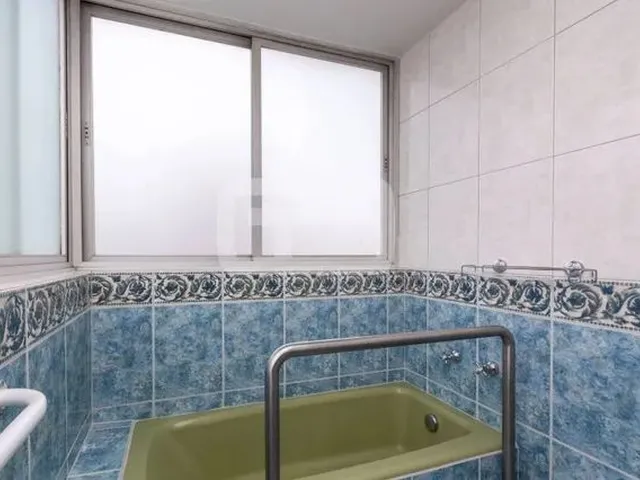 Imagem 10: Apartamento 4 Dormitórios Sendo 1 Suíte no Centro de Curitiba