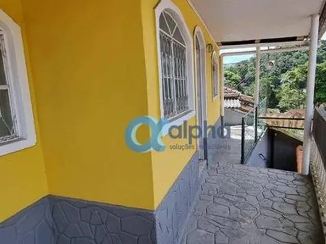 Imagem: A casa possui 1 Dormitório, 1 Banheiro, 40m² de Área e
