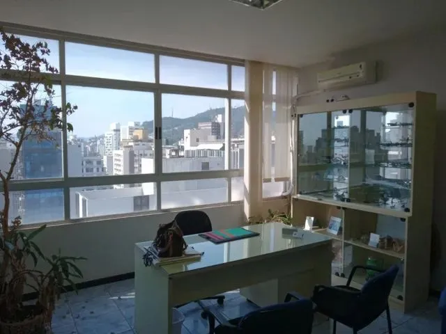 Imagem: Sala/Conjunto para Venda Tem 109 Metros