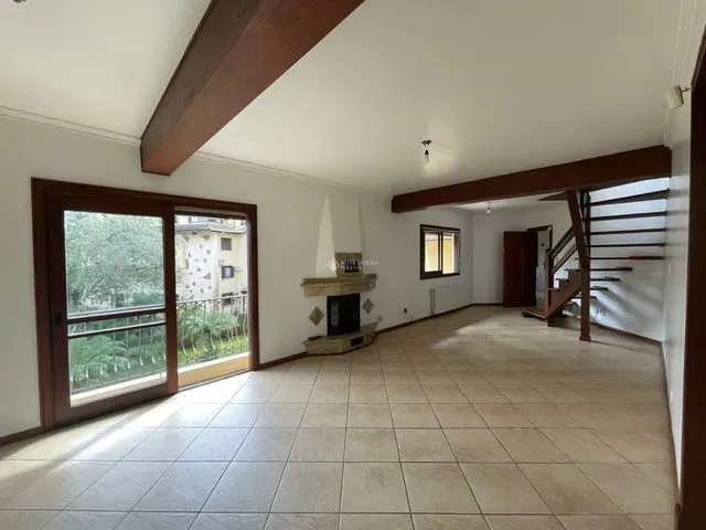 Imagem 1: Gramado - Apartamento Padrão - Ipê Amarelo