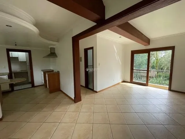 Imagem 2: Gramado - Apartamento Padrão - Ipê Amarelo