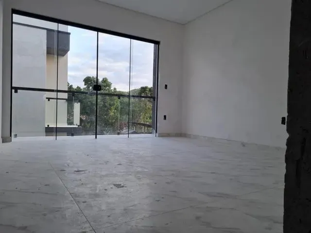 Imagem 2: Casa para Venda em Florianópolis, Campeche, 2 Dormitórios, 2 Banheiros, 1 Vaga
