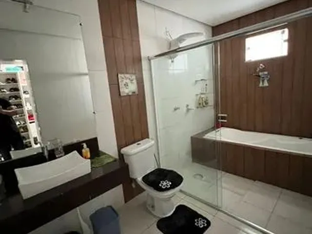 Imagem 10: Casa no Forest Hill com 3 Suítes, Churrasqueira