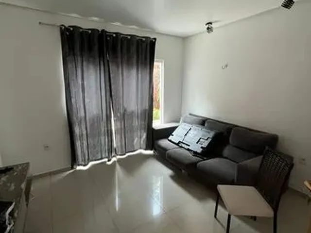 Imagem 2: Casa no Forest Hill com 3 Suítes, Churrasqueira