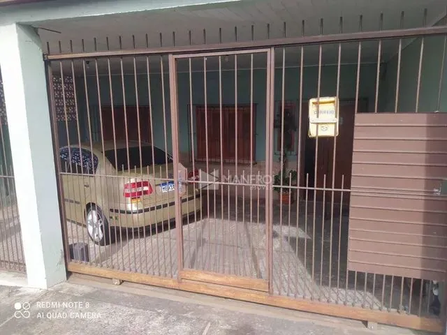 Imagem: Casa com 3 Dormitórios À Venda por R$