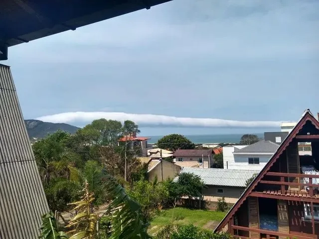Imagem: Lindo Loft na Praia do Santinho com Vista