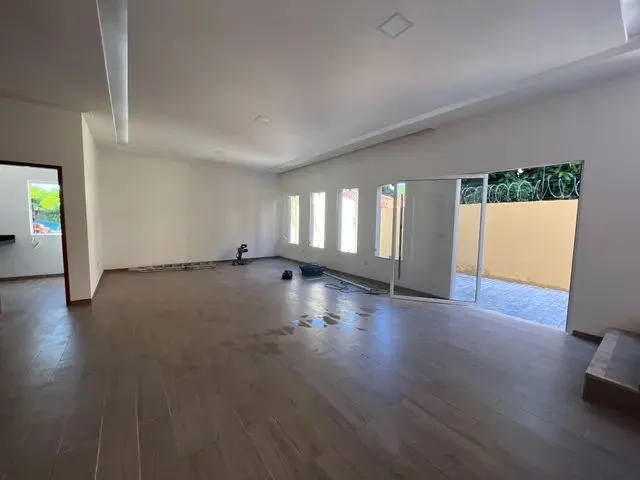 Imagem 5: Casa Nunca Habitada para Aluguel Com240 Metros Quadrados com 3...