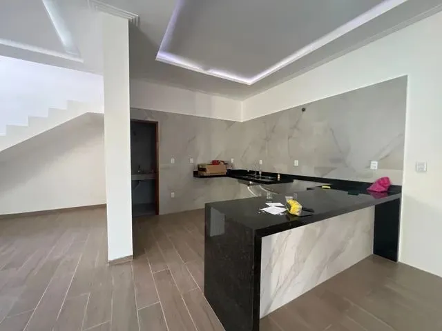 Imagem 6: Casa Nunca Habitada para Aluguel Com240 Metros Quadrados com 3...