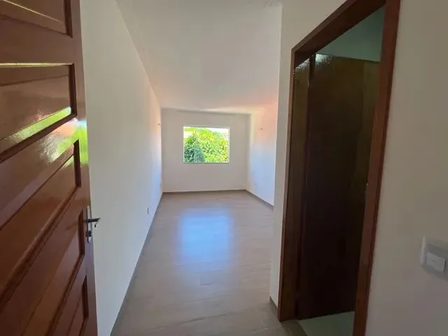 Imagem 8: Casa Nunca Habitada para Aluguel Com240 Metros Quadrados com 3...