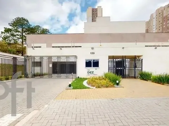 Imagem: O apartamento possui 2 Dormitórios, 1 Banheiro, 1 Vaga na