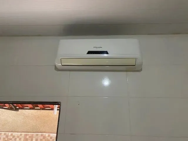 Imagem 1: Não Paga Luz,Água. Apartamento de 1 Quarto. Já Vem com Split. com Garagem