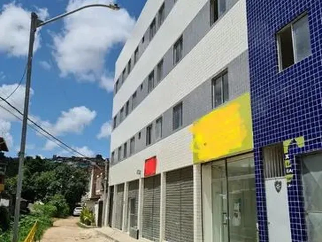 Imagem: Apto no Centro Comercial de Nova Descoberta